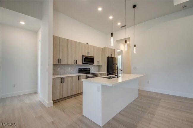 Building Photo - 1531 NW 40th Pl