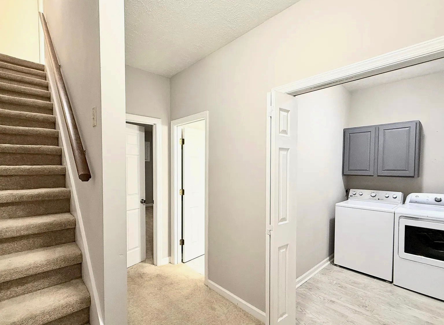 Building Photo - 4013 Heather Ct NW