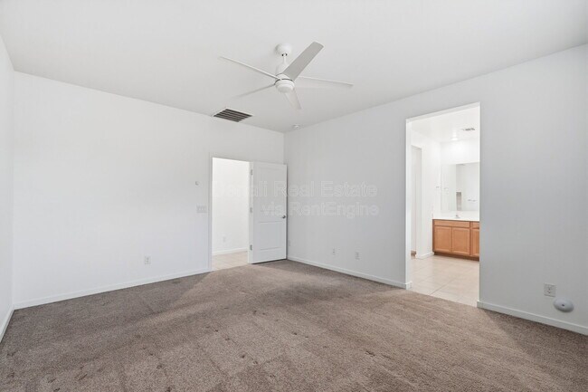 Building Photo - 13300 N 141st Ln