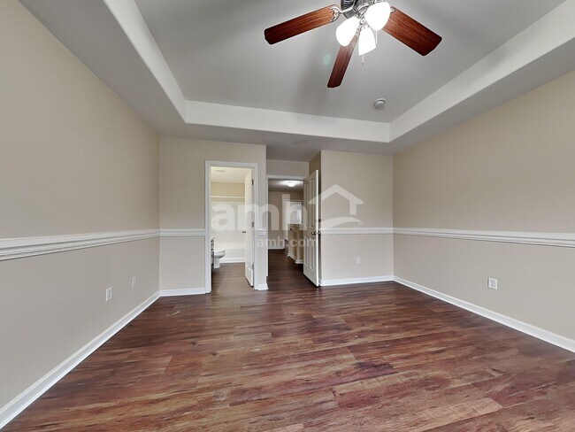 Building Photo - 60 Summer Hill Way