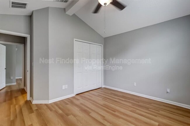 Building Photo - 412 Chattan Way