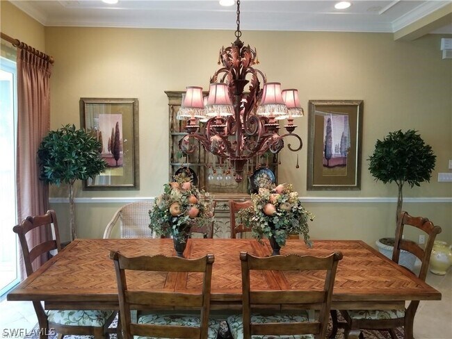 Building Photo - 12199 Lucca St