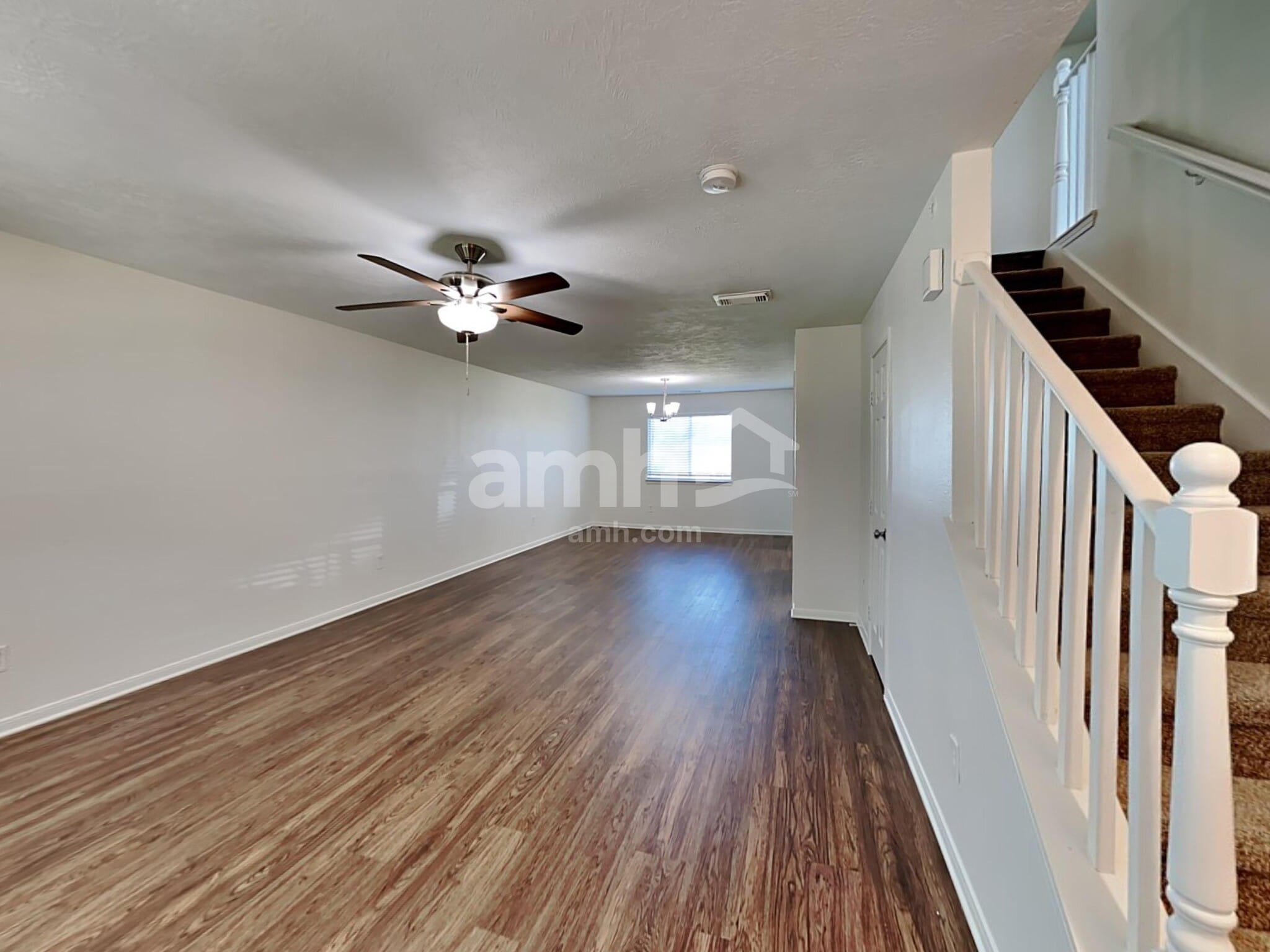 Building Photo - 16410 Tudor Point Ct