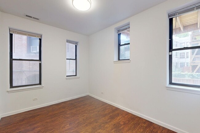 Floorplan - 5524-5526 S. Everett Avenue