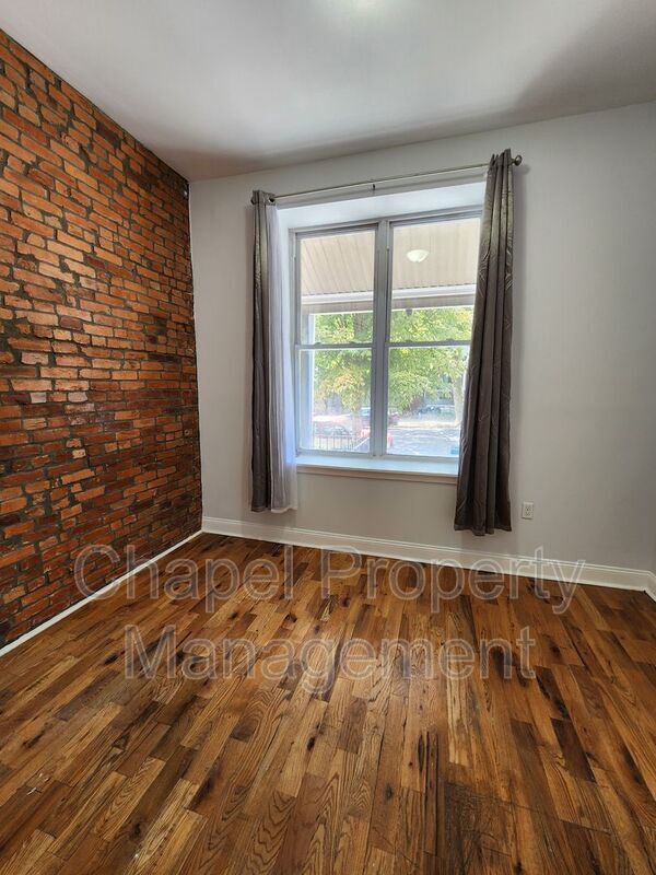 Building Photo - 3209 W Montgomery Ave