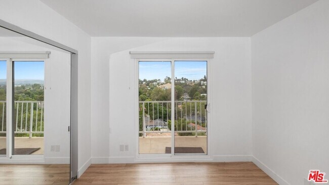 Building Photo - 5035 Escobedo Dr