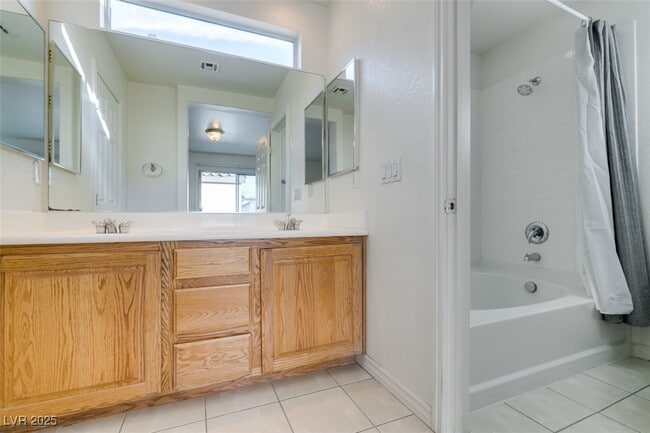 Building Photo - 10385 Morning Sorrow St