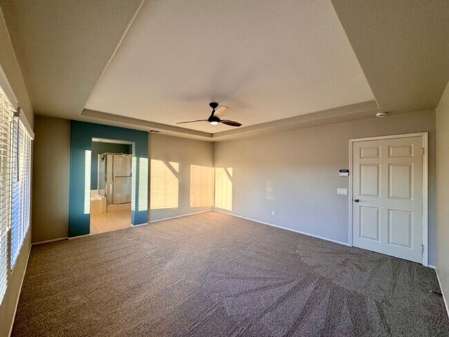 Building Photo - Beautiful 4 bedroom two story house with RV parking for LEASE in Murrieta!