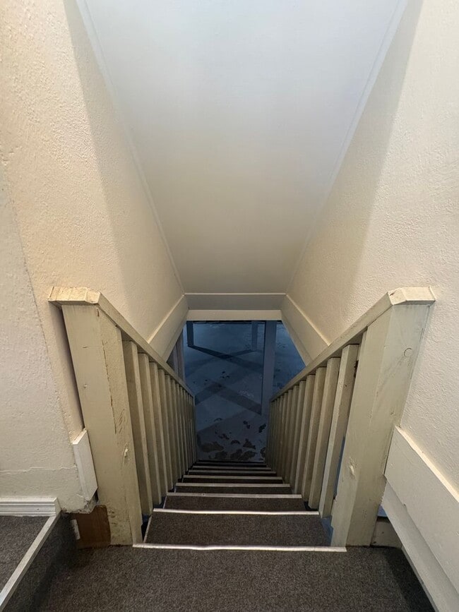 Building Photo - Charming 3 Bed Rental in Prime Location