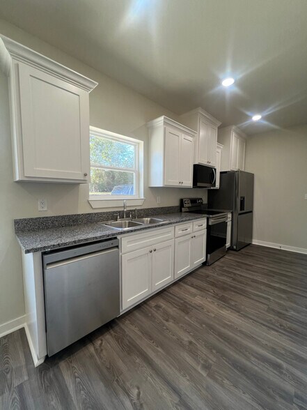 Building Photo - 2602 Seaton St.