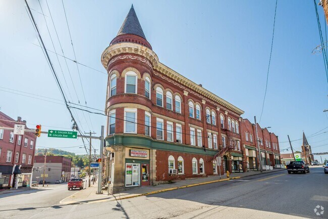 Building Photo - Gladden Building