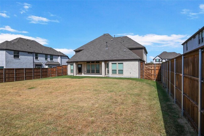 Building Photo - 1611 McMaster Ln