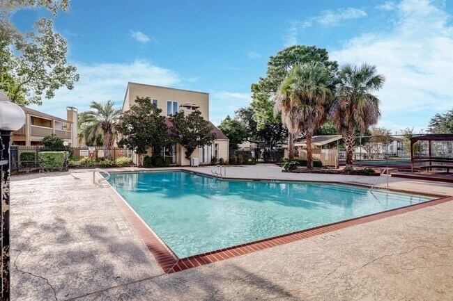 Building Photo - 3616 Ocee St