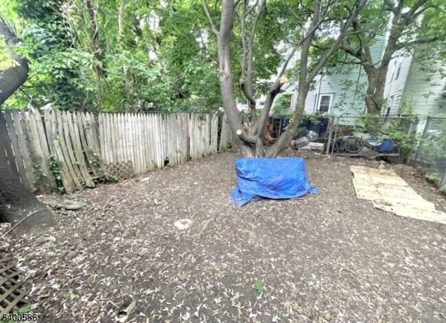 Building Photo - 249 Littleton Ave