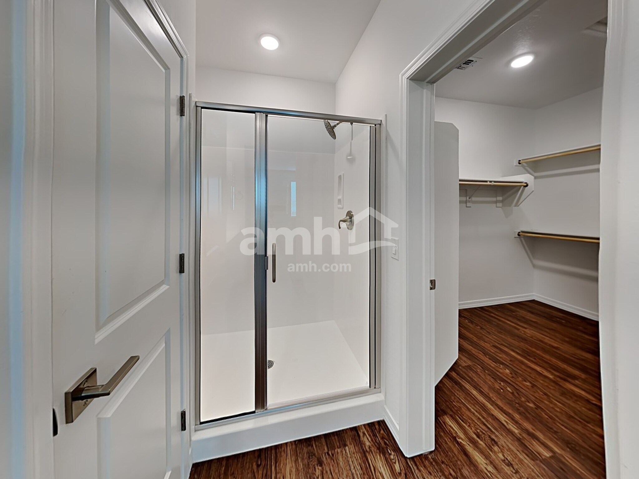 Building Photo - 881 S 150th Dr