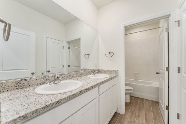 Building Photo - 1386 NW 132nd Cir