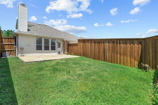Building Photo - 6245 White Pine Dr