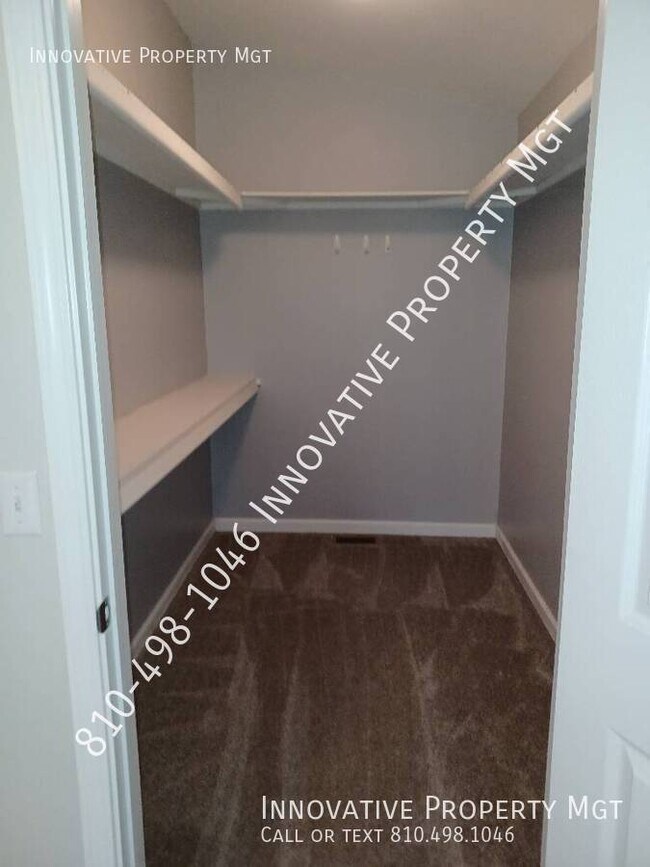 Building Photo - 1099 Old Leake Ct