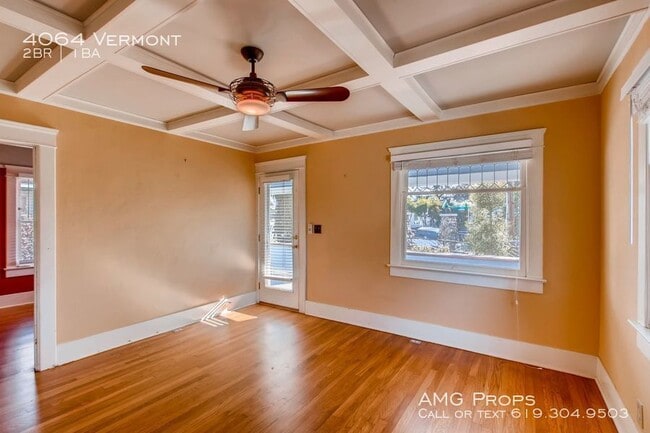 Building Photo - Vintage craftsman home in University Heights