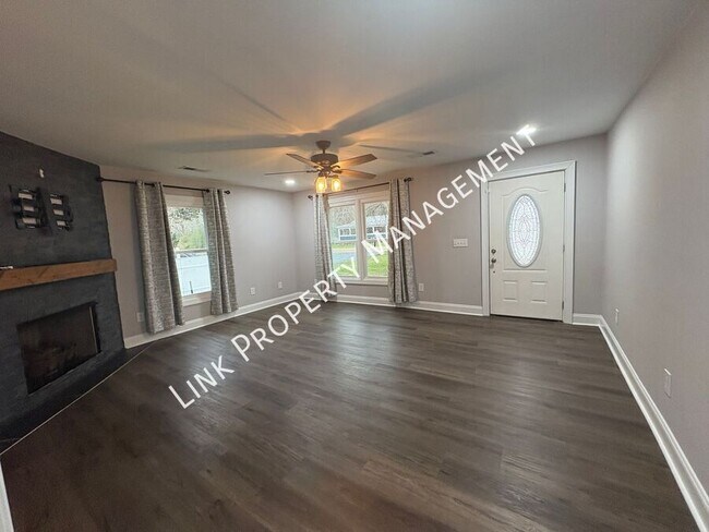 Building Photo - 8233 Harrison Bay Rd