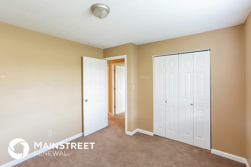 Building Photo - 5934 Parterra Dr