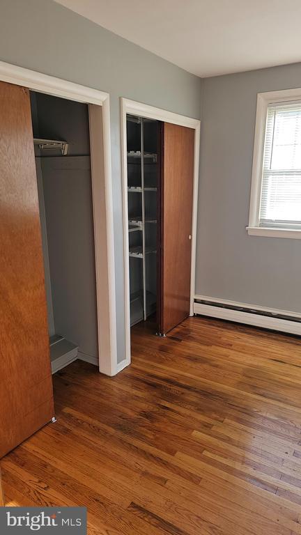 Building Photo - 529 McKinley St