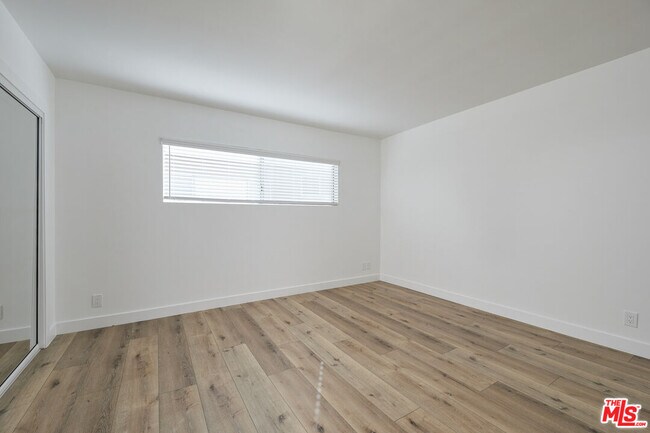 Building Photo - 918 16th St