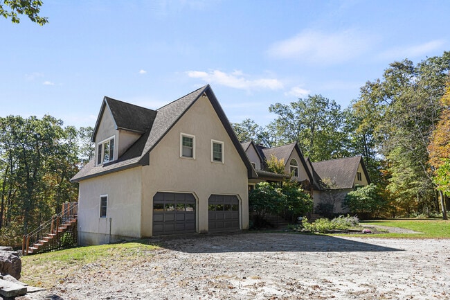 Building Photo - 36 Millard Rd