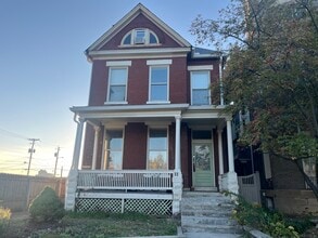 Building Photo - 33 Hamilton Park