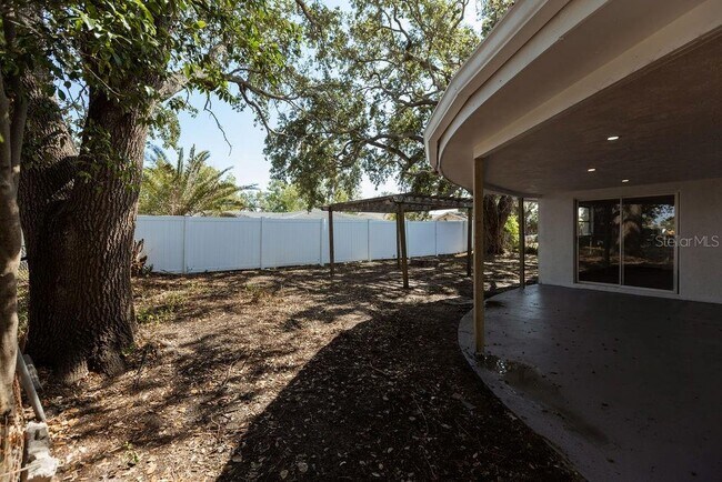 Building Photo - 3530 Umber Rd