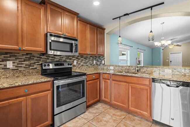 Building Photo - 1313 Trailwater St