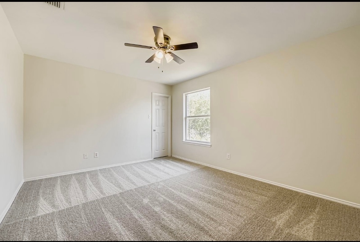 Building Photo - 8012 Wyoming Dr