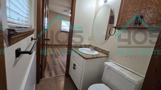 Building Photo - 3 Bed Rental in Norman
