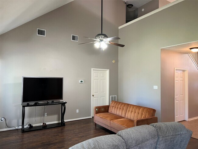 Building Photo - 14526 Grove Estates Ln