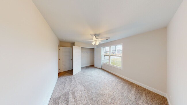 Building Photo - 236 Donegal Dr
