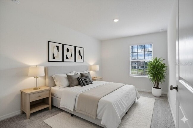 Building Photo - 212 27th St SE