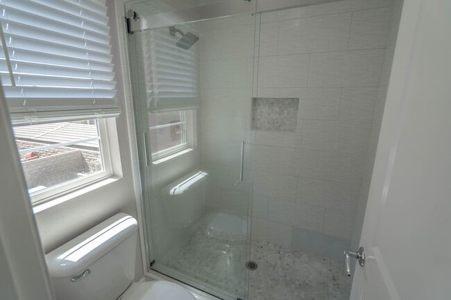 Building Photo - COMING SOON! Charming 3-Bedroom Townhome w...