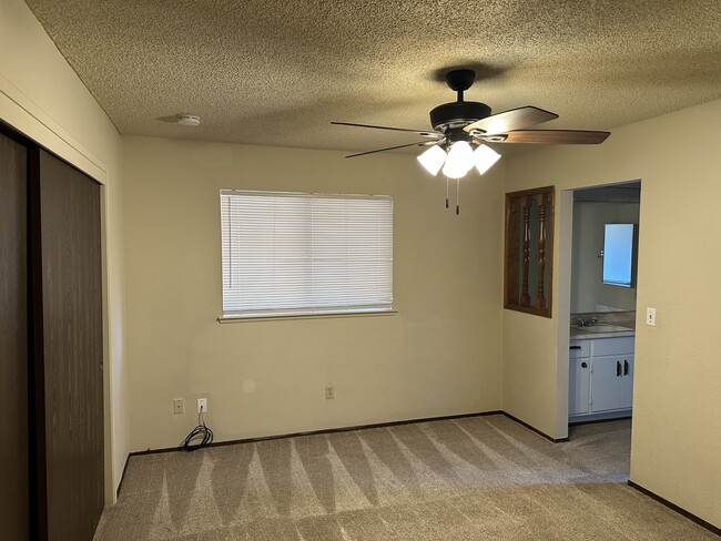 Building Photo - 4100 Goldust Dr