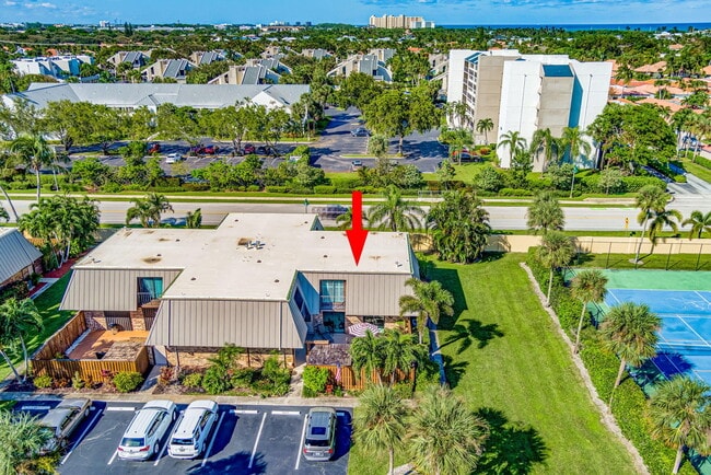 Building Photo - 1420 Ocean Way