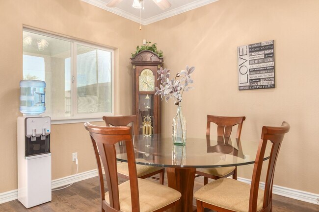 Building Photo - Beautiful 4 Bedroom Home on 1.25 ACRES in QUEEN CREEK!