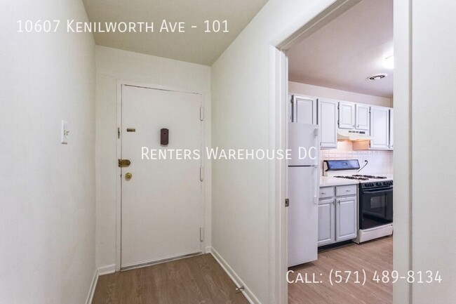 Building Photo - Bright & Spacious 2bd/1bth condo w/ utilit...