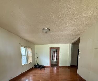 Building Photo - 1311 N Walnut Grove Ave