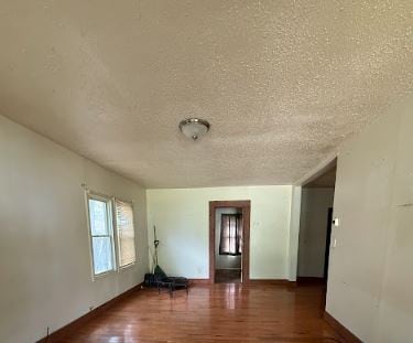 Building Photo - 1311 N Walnut Grove Ave
