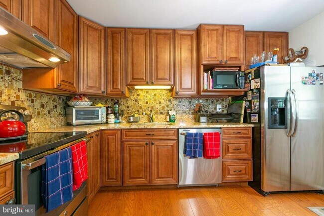Building Photo - 13662 Barren Springs Ct