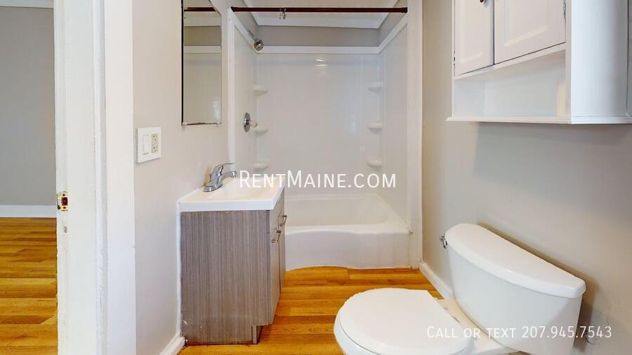 Building Photo - 52 Hayes St