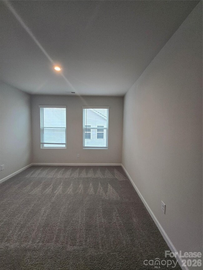 Building Photo - 7223 Encino Pl