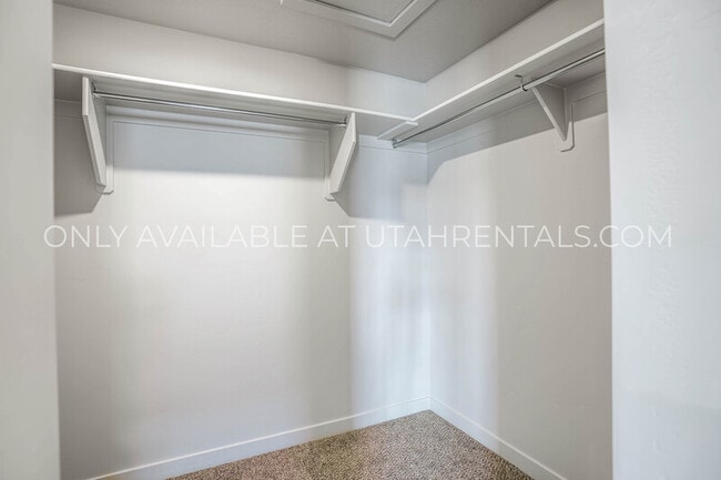 Building Photo - 1783 N 1280 E