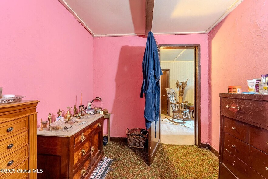 Floor 3, Bedroom 3 - 2 Front St