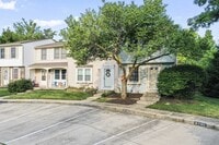 Building Photo - Special Offer – One Week Free Rent!