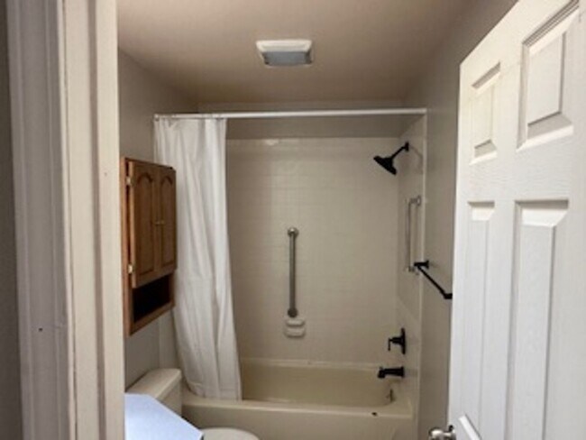 Building Photo - 3 bedroom home with a view in Spring Creek